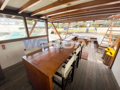 Barco Gourmet 53 - Espaço interno