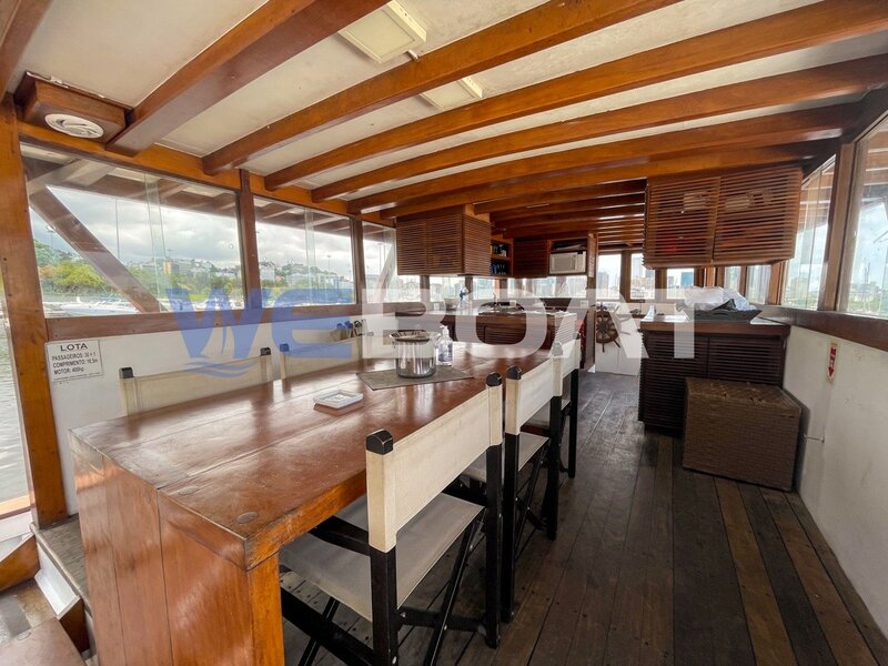 Barco Gourmet 53 - Em navegação