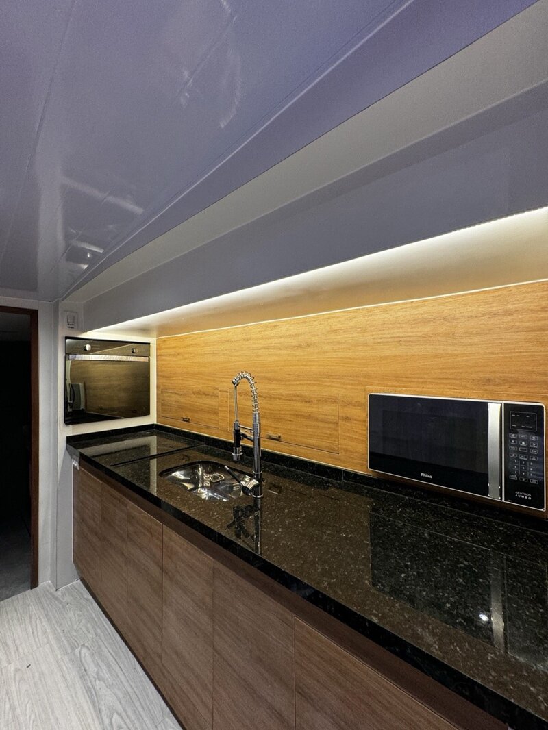 Catamarã Oceano - Flybridge