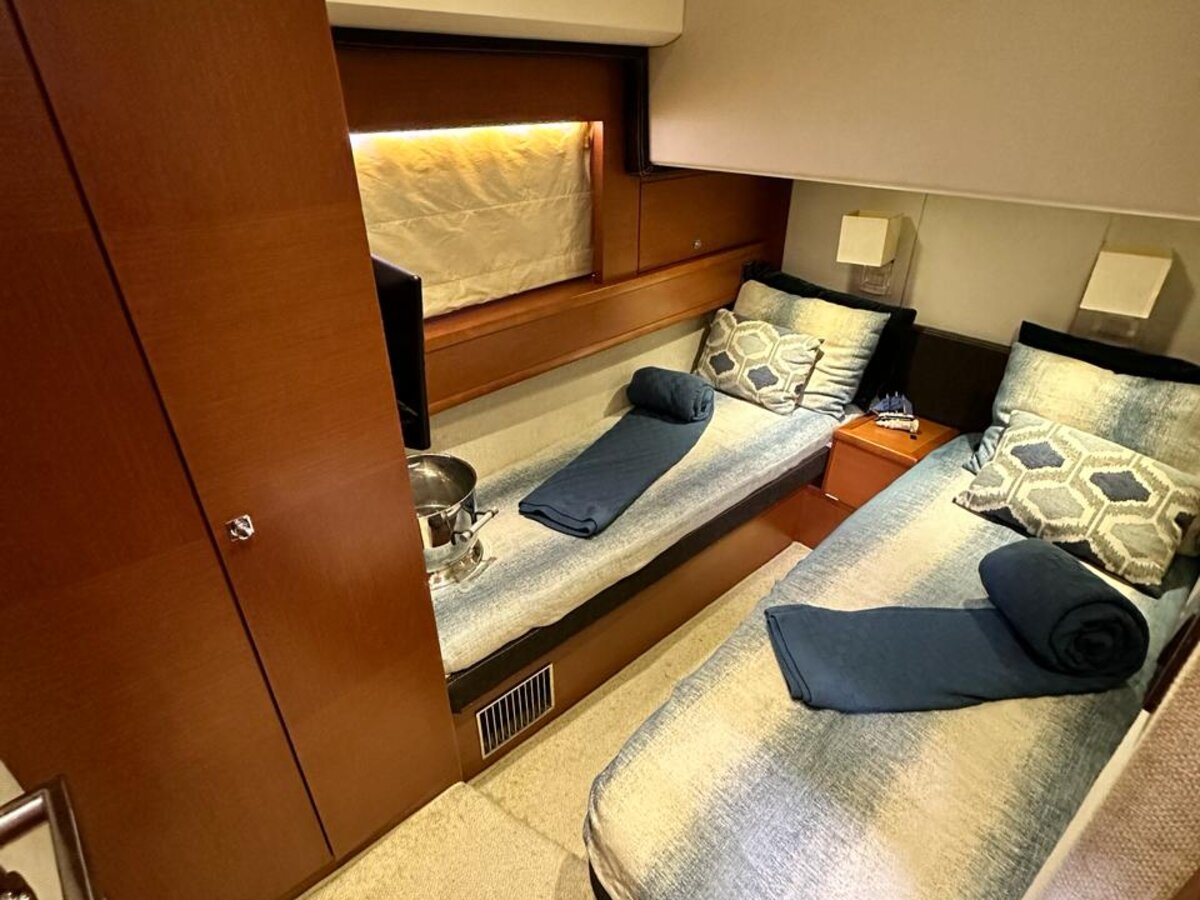Prestige 60 - Cabine de hóspedes com camas twin