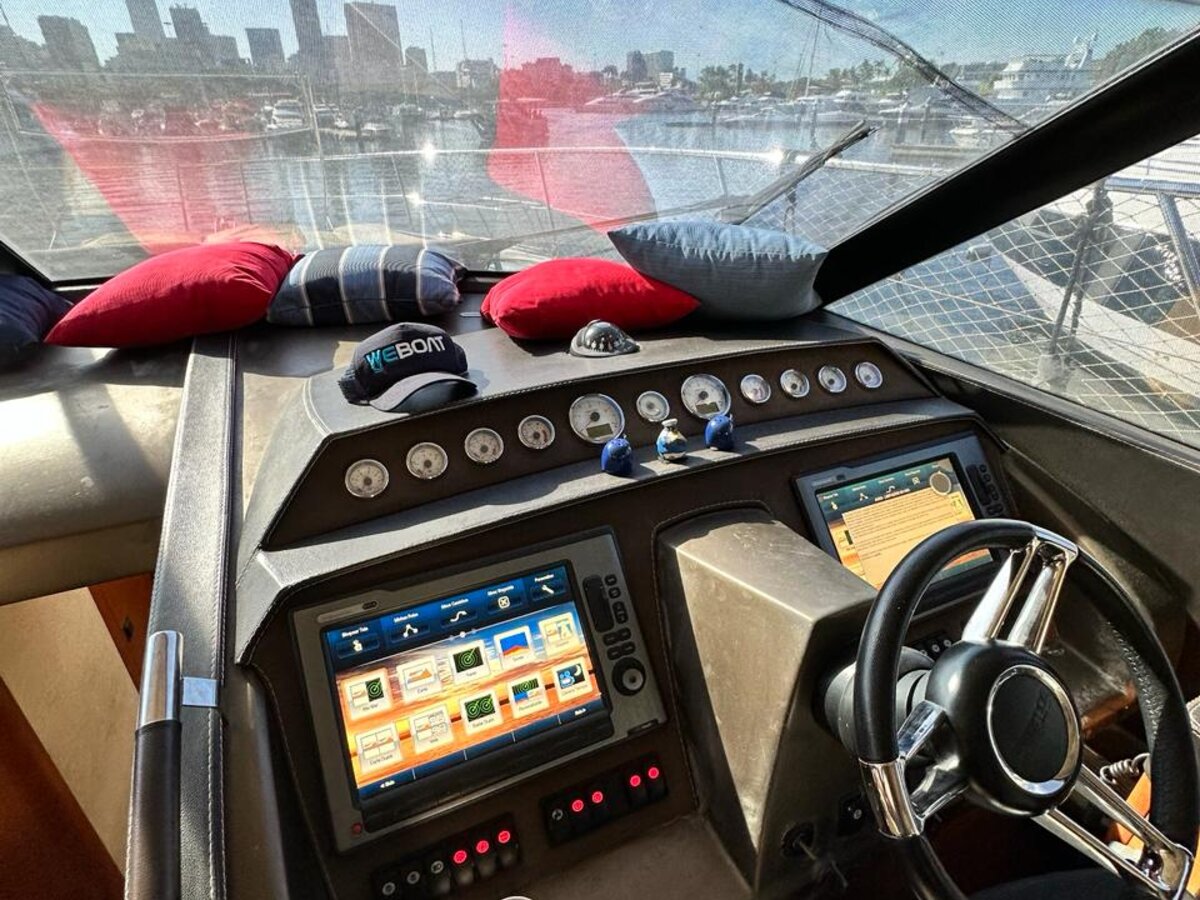 Prestige 60 - Painel de comando Raymarine