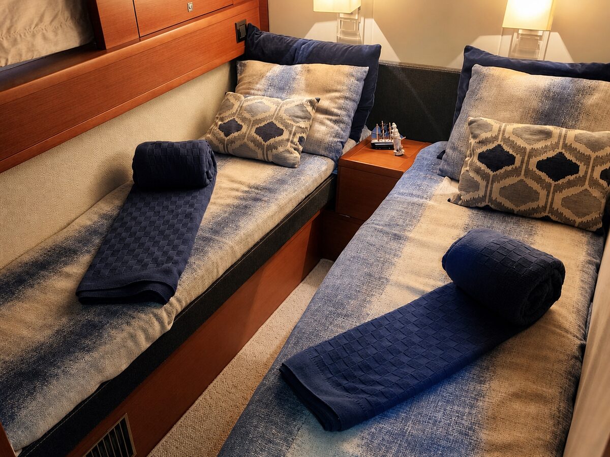 Prestige 60 - Cabine com duas camas
