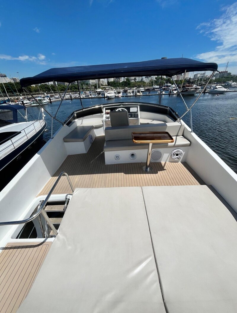 Tecnomarine 50 - Deck