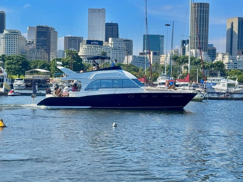 Tecnomarine 50 - Lancha com ar-condicionado para 20 pessoas