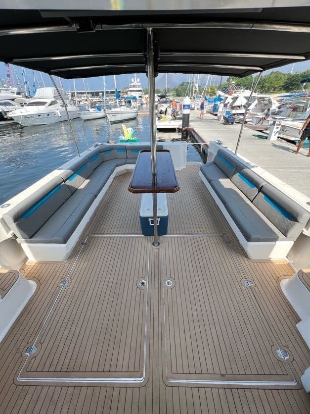 WeBoat 400 - Lateral