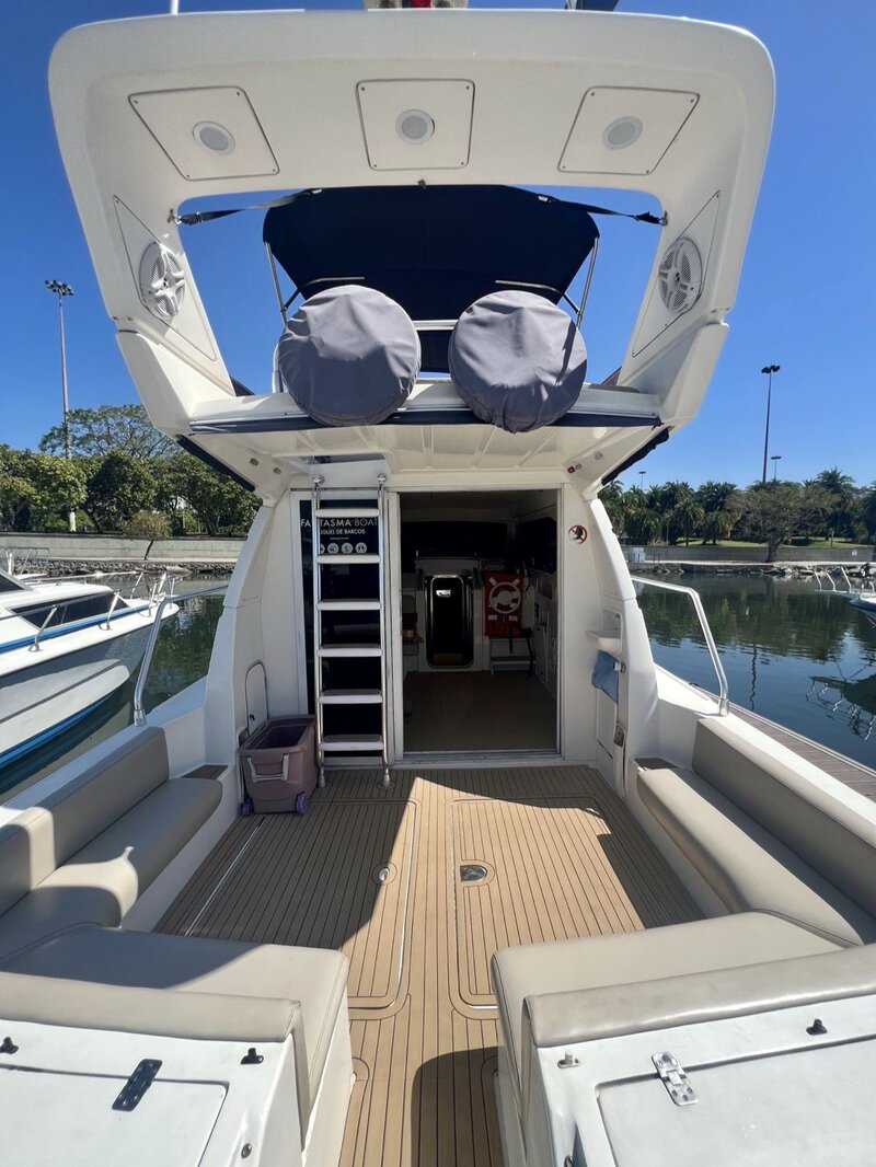 WeBoat Ghost 36 - Interior