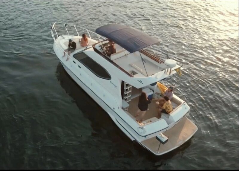 WeBoat Ghost 36 - Lancha para 15 pessoas