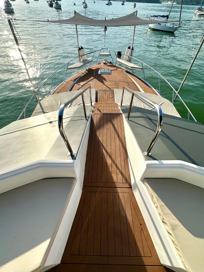 WeBoat Malik - Área de sol