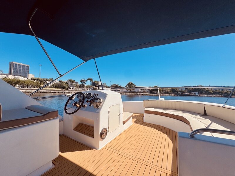 WeBoat Mares 50 - Área de sol