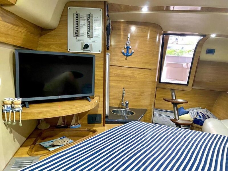 WeBoat Real 32 - Proa