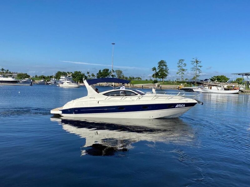 WeBoat Real 32 - Lancha para 12 pessoas