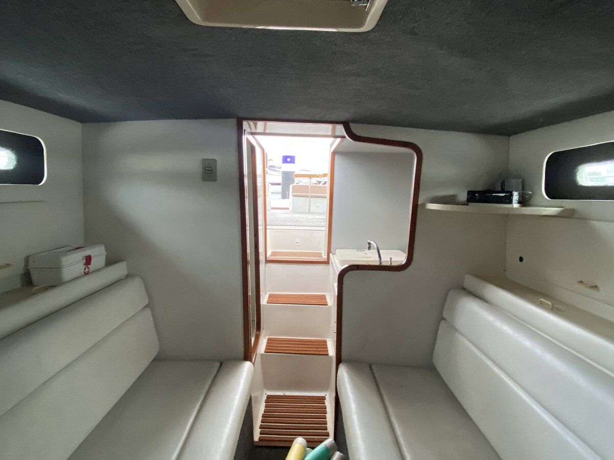 WeBoat Rival 36 - Cabine interna com beliches