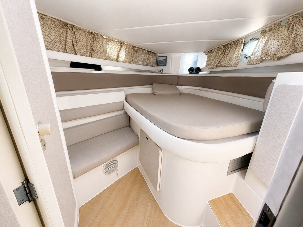 WeBoat 420 - Cabine com cama de casal