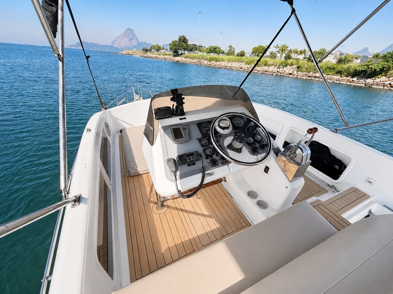 WeBoat 420 - Flybridge com vista para a orla