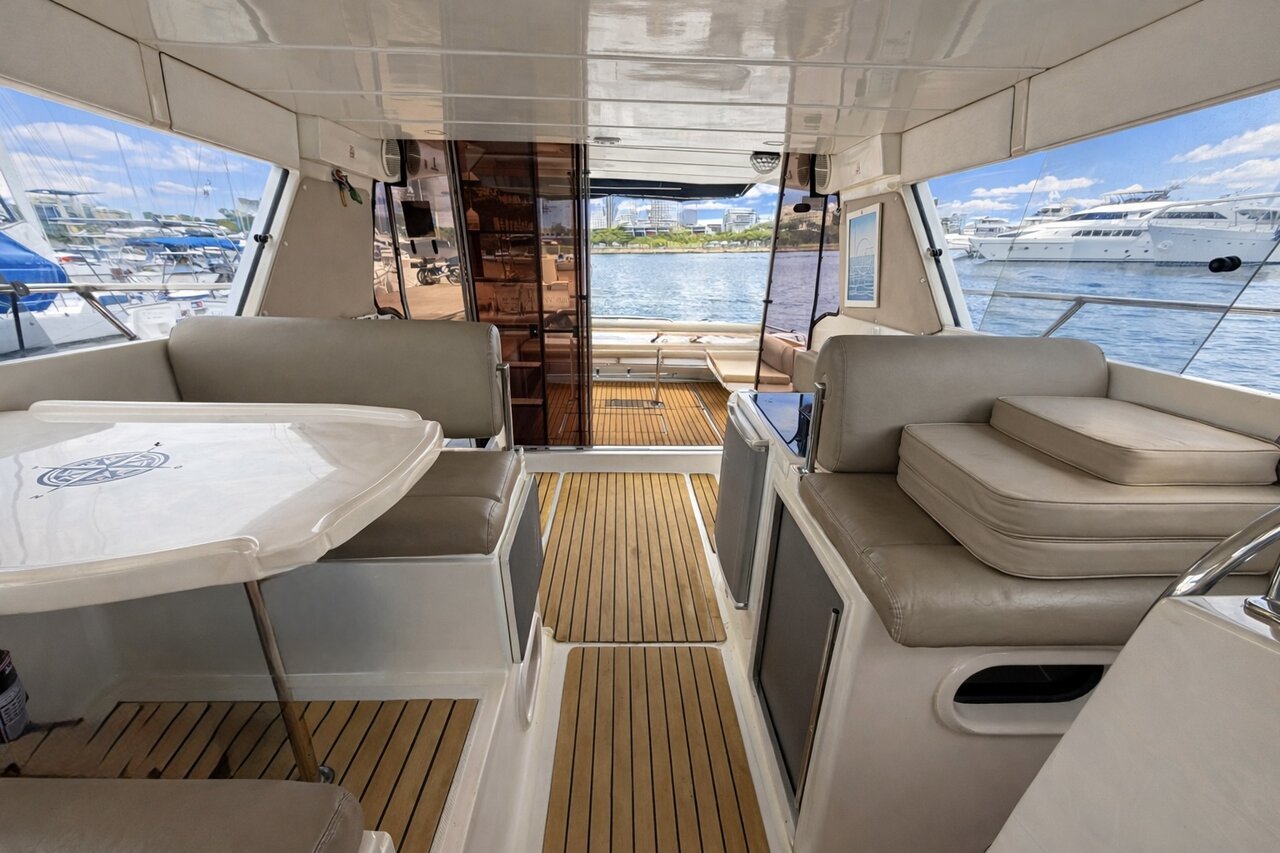 WeBoat Ibiza 42 - Mesa de jantar