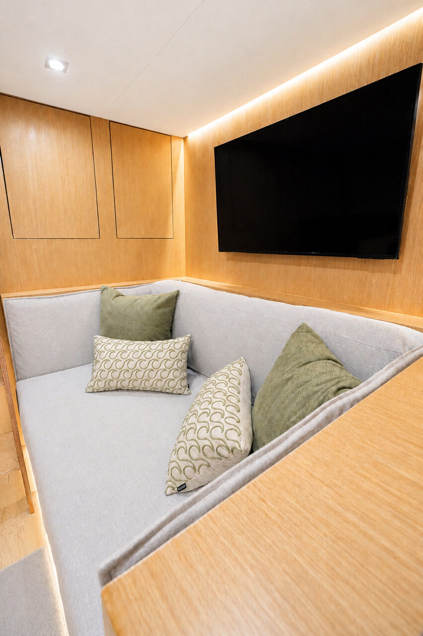 WeBoat Mares 50 - Cabine com TV